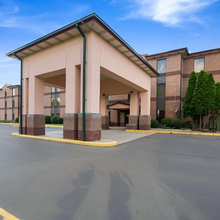 Quality Inn & Suites Sellersburg Eksteriør bilde